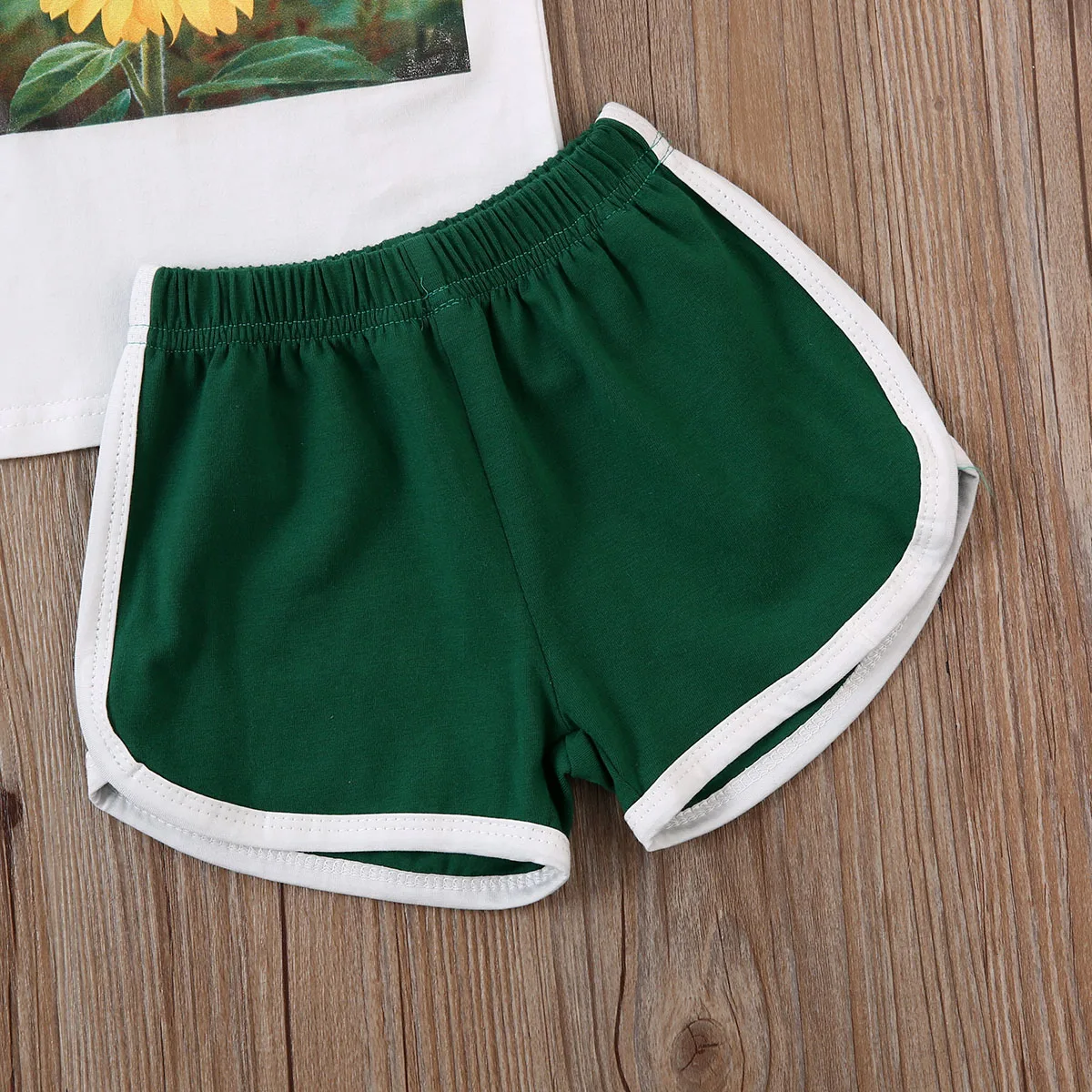 

Summer Toddler Baby Girls Clothes Sets Sunflowers Print Short Sleeve T Shirts Tops Green Shorts Casual Outfits Set