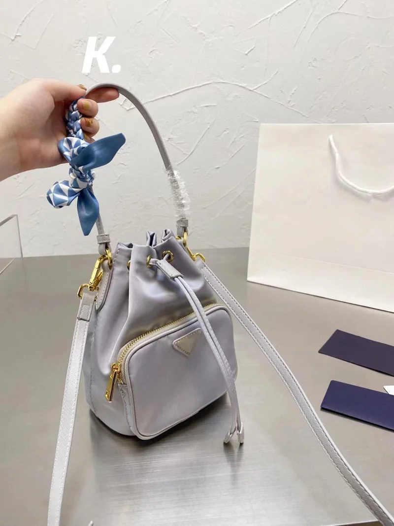 

102265 66 2021New women's simple fashion bucket nylon bag handbag diagonal bag