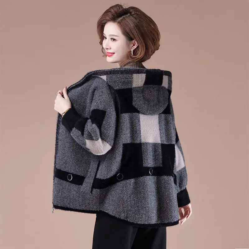 

Plus Size 6XL Mom Coat Winter Mink Fleece Hooded Jacket 2021 Middle-Aged Women Autumn Temperament Double-Sided Fleece jacket