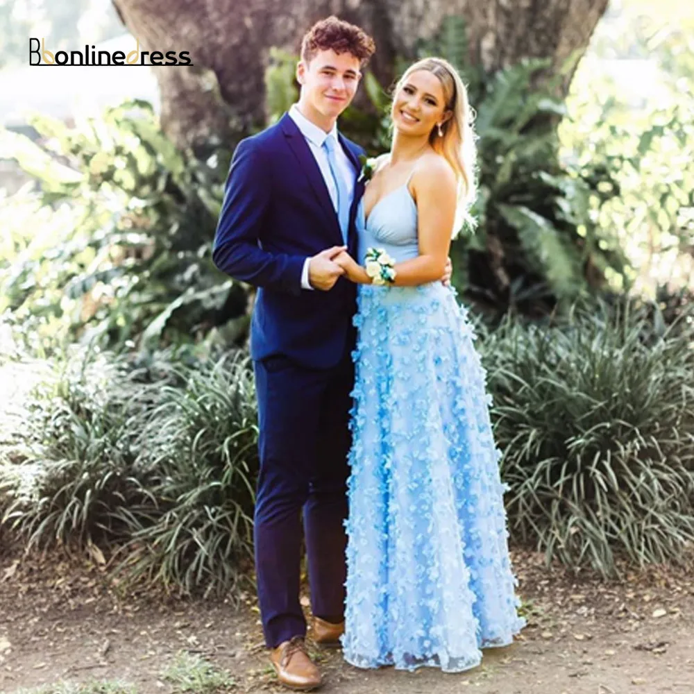 Молодежное розовое платье для выпускного вечера длинное с 3D цветами