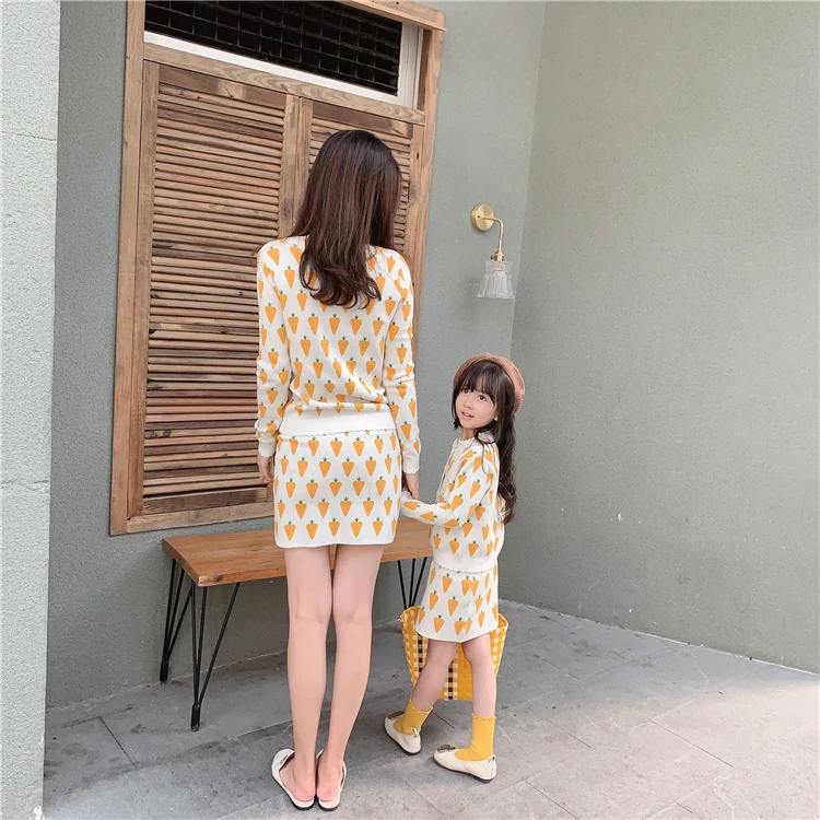 Платье-Свитер для мамы и дочки трикотажная куртка платье одежда с морковкой