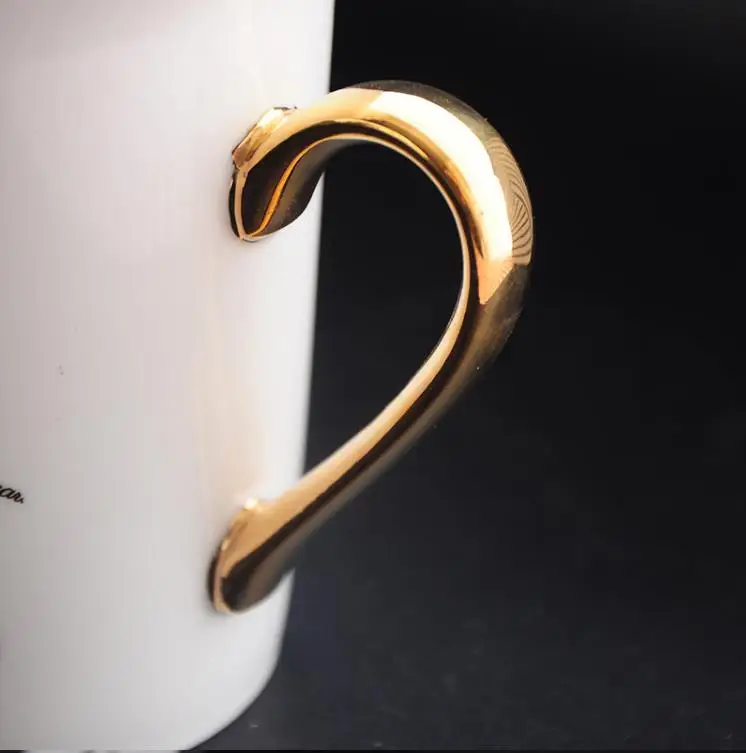 Керамика 320 мл Мультфильм Дональд Дак кофе кружки чашки воды молочные с золотая