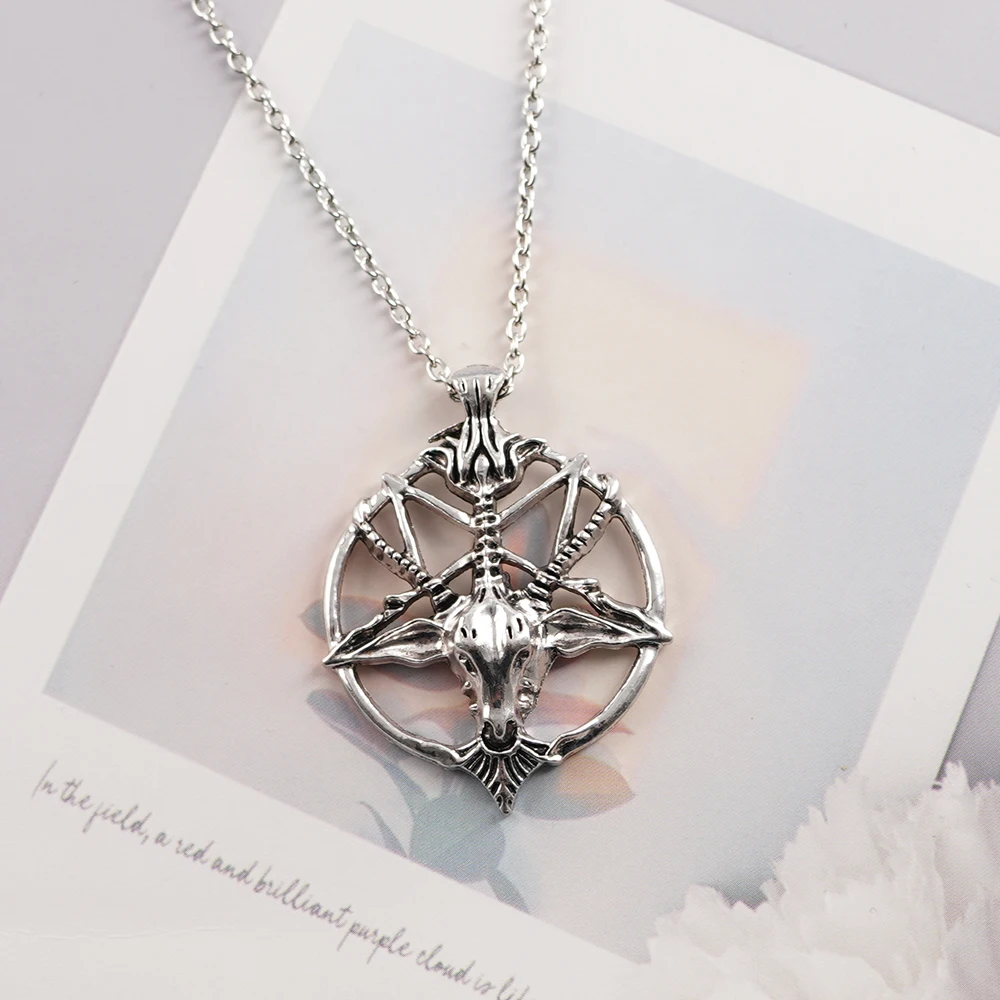 

Pan God Skull Necklace Fashion Vintage Women Men Pentagram Goat Head Pendant Chain Unisex Luck Alloy Retro Necklace Jewelry