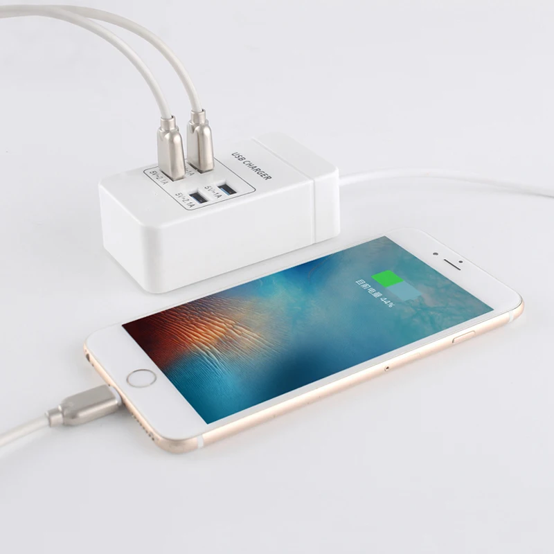 Зарядное устройство USB 4 порта штепсельная вилка EU/US/UK 2.1A розетка док-станция