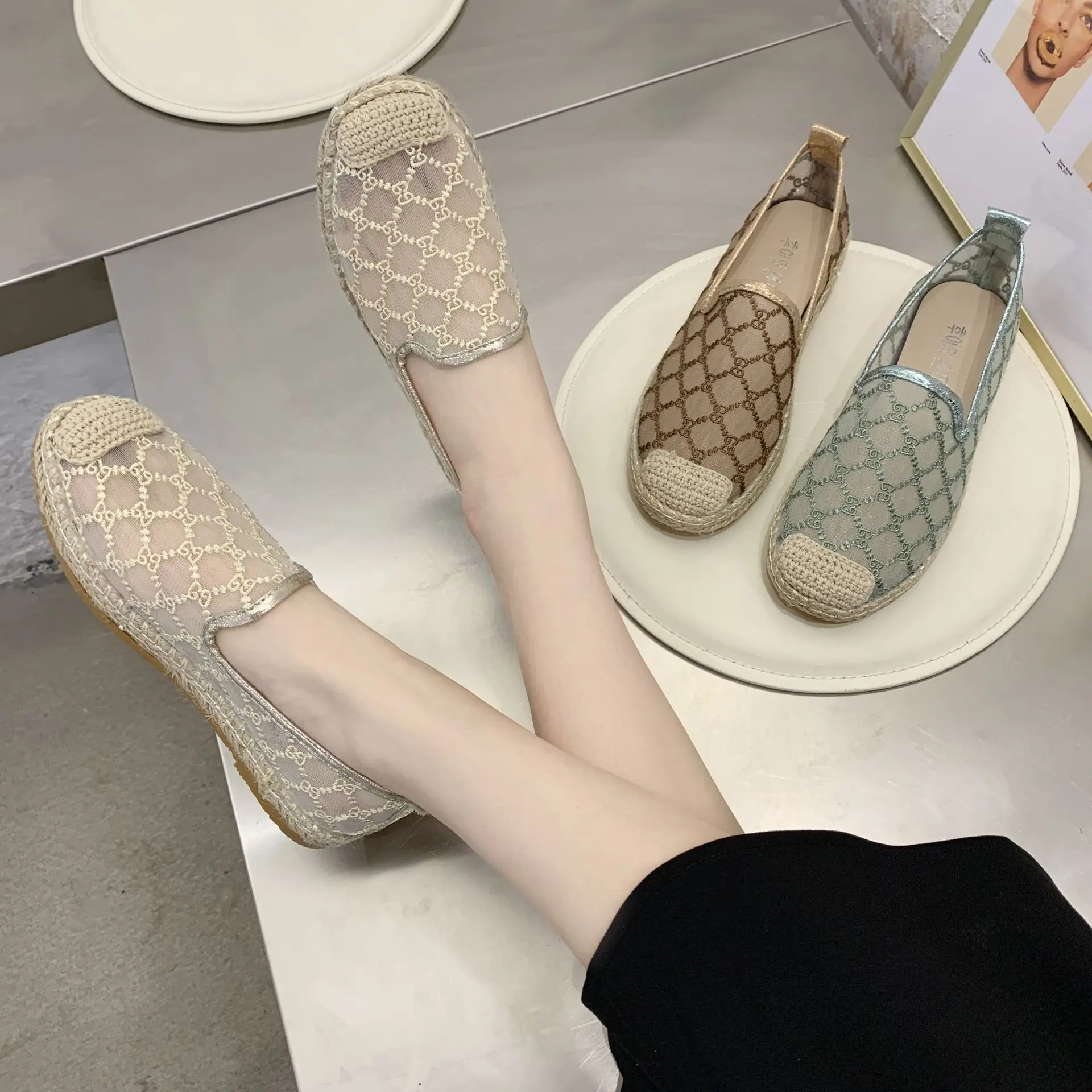 

2021 Summer Net Gauze Hollow Surface Fashion Women's Singles Shoes Woven Round Toe Peas Shoes Student Soft-soled Fisherman Shoes
