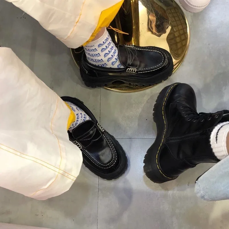 Лоферы женские на толстой подошве повседневные кожаные туфли платформе