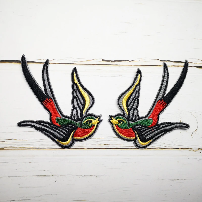 Пара цветных нашивок для курток ласточки розовые красные черные нашивки с