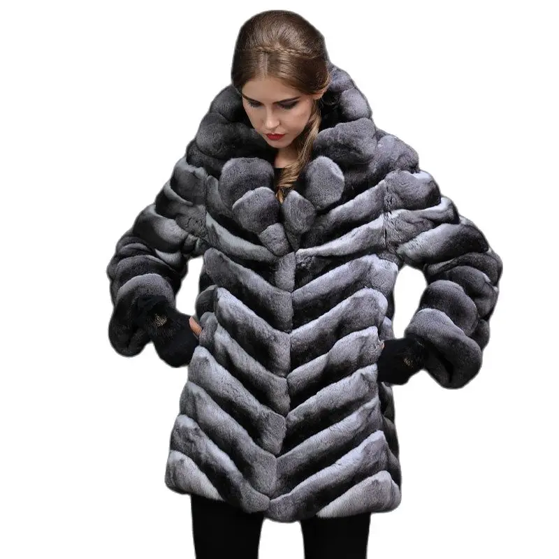 Рисунок 3 - Повседневная зимняя парка из натурального