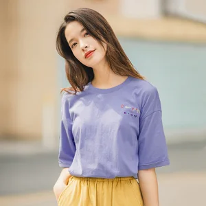 Футболка женская летняя с коротким рукавом и вышивкой