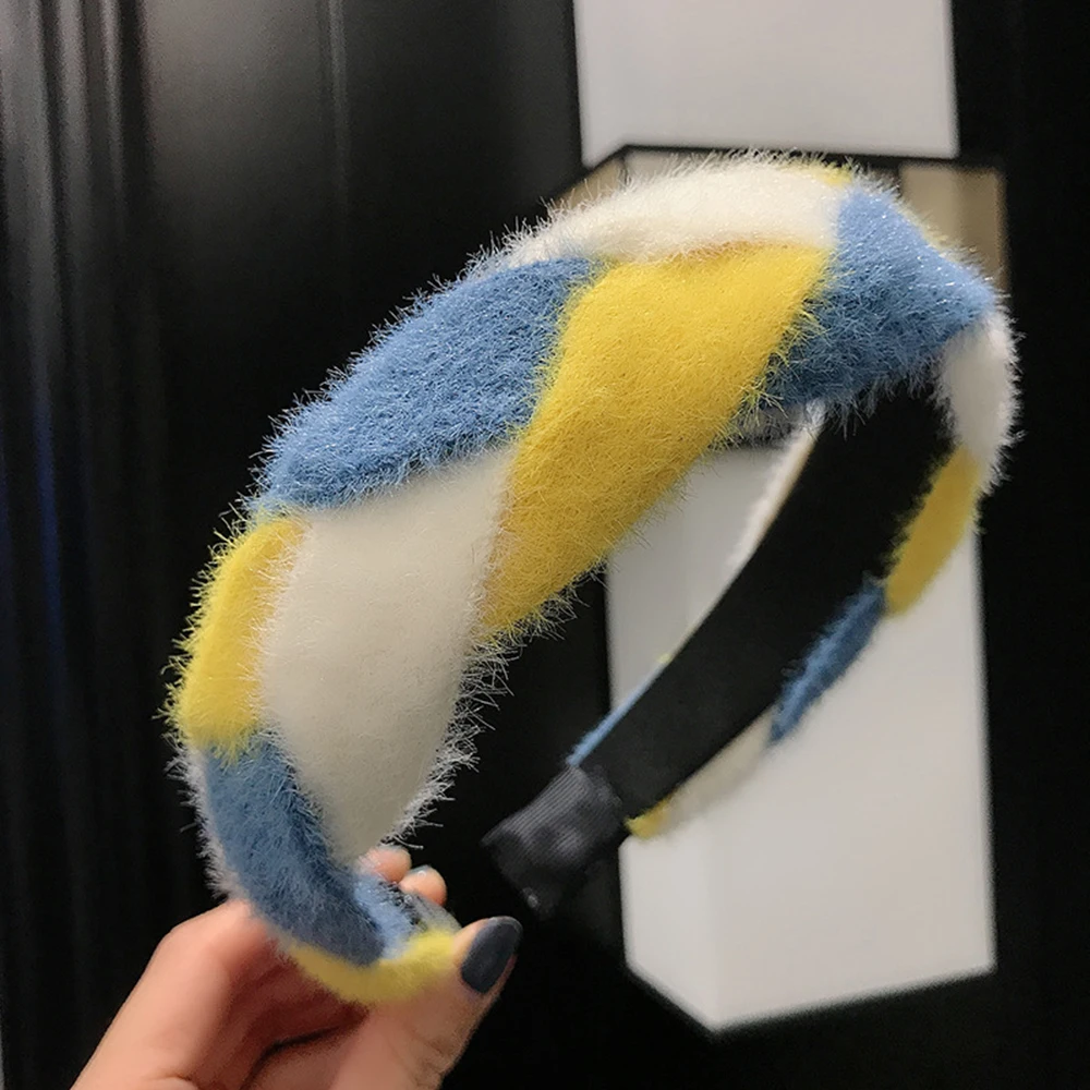 

Plush Headband Women Twist Braid Cross Hairband Girls Fashion Solid Turban Center Knot Casual Hair Accessories