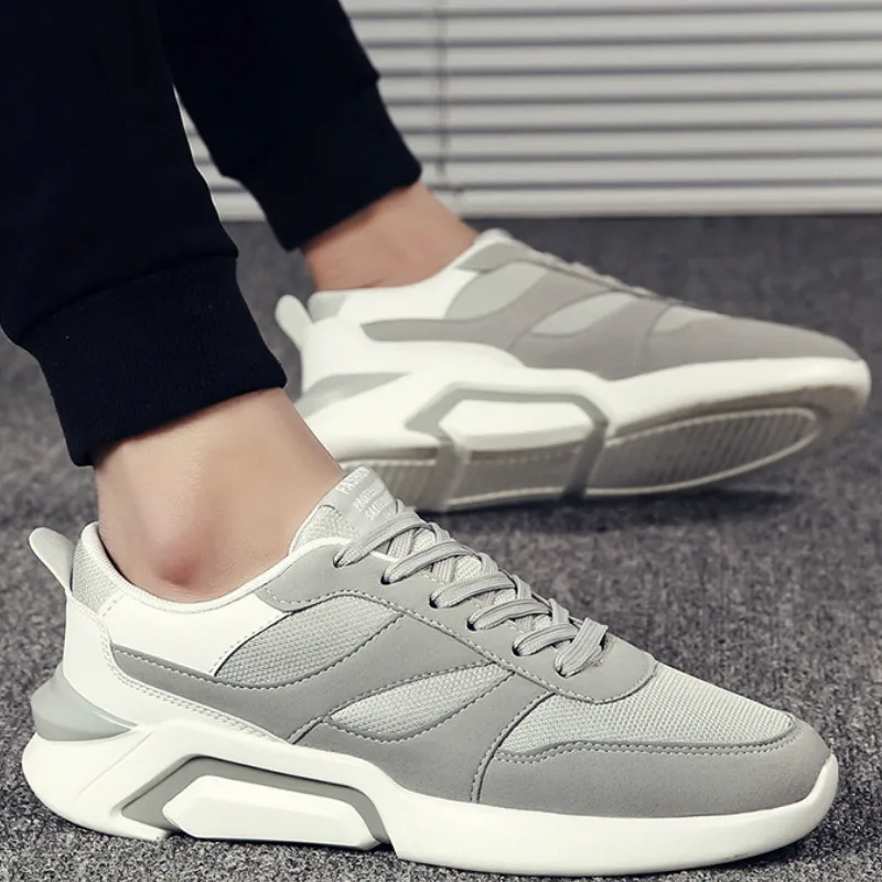 

2019 Новый Мода кроссовки Мужская обувь с дышащим наружным слоем не сужающийся книзу массивный Вулканизированная обувь для вождения черные и...