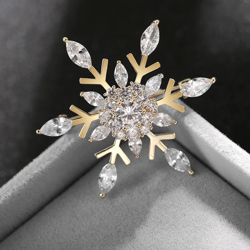 Роскошные Стразы Броши для женщин Рождественская елка Санта Клаус брошь в виде
