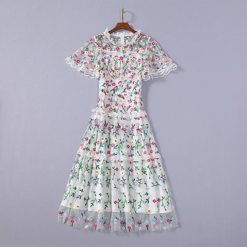 

women's American European and clothing 2021 summer new style Lace collar Flower embroidery with short sleeves Gauze dress