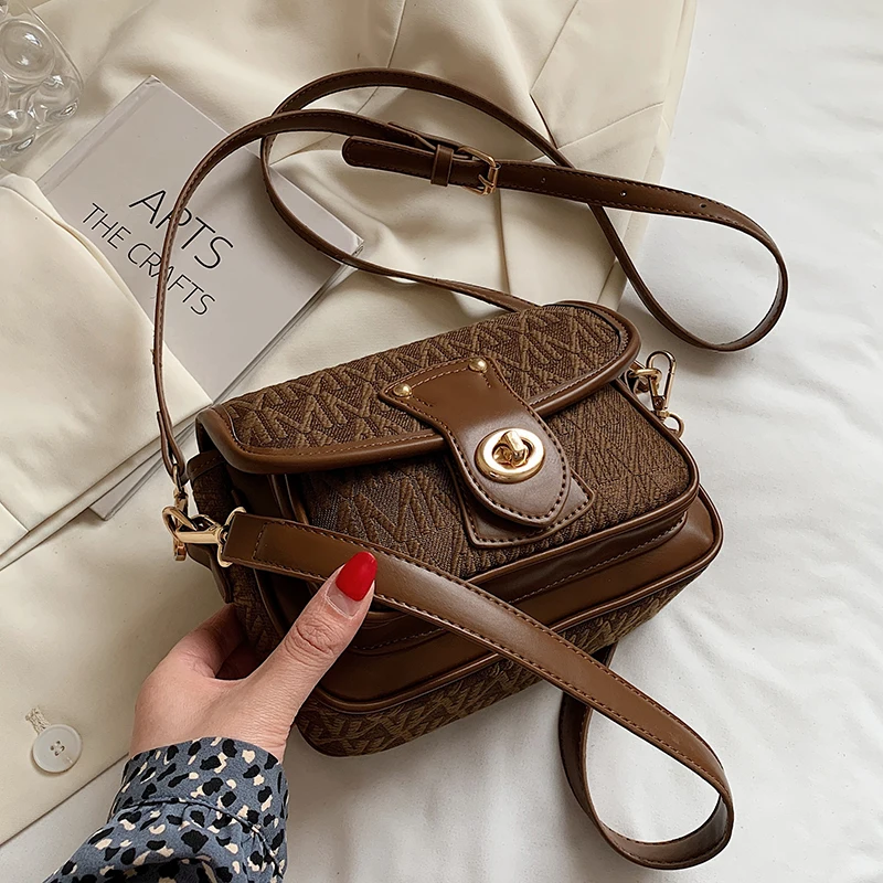 

Mini Classical Letter Weave Cloth Crossbody Bag for Women 2021 Branded Trends Shoulder Handbags and Purses Female Designer