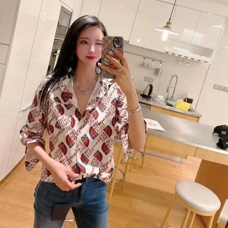 

Spring and autumn new fashion shirt women ins fashion Joker logo shirt coat summer sunscreen clothing