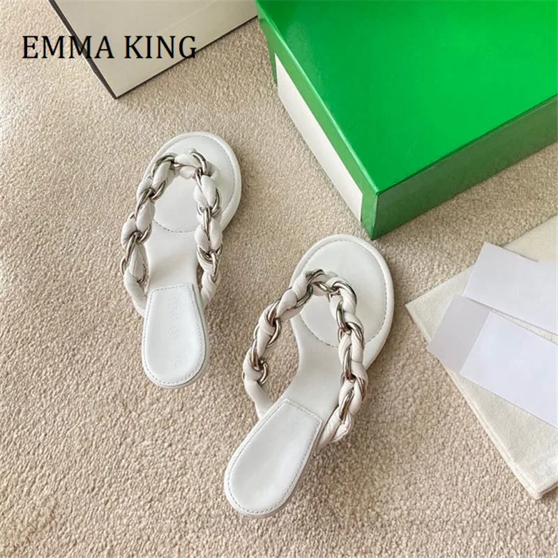 

2021 Summer Women Chain Decor Flip-flops Slippers Woman Kitten Heels Round Toe Sandals Non-slip Leather Sandalias Mujer 2021