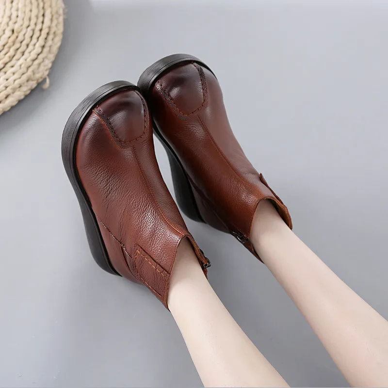 

BEYARNE Autumn Casual Genuine Leather Flat Platform Boots Women Shoes Winter Warm Elevate Ankle Short Boots For Women