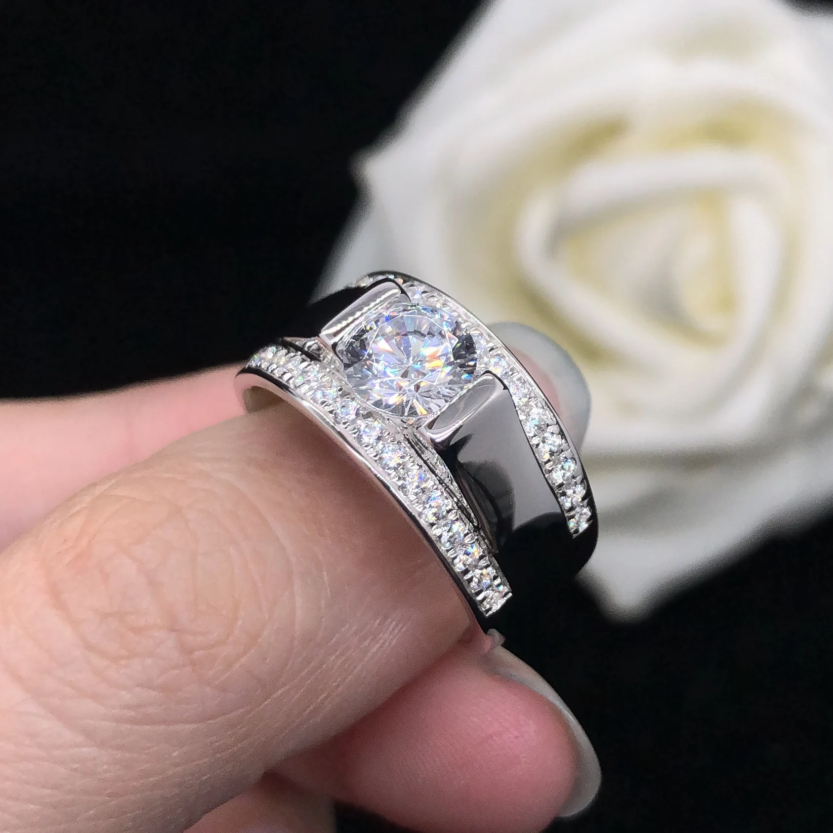 

Male Ring Super Brilliant 1Ct Round Cut Diamond Ring Engagement Male Jewelry Solid Platinum 950 Ring R079