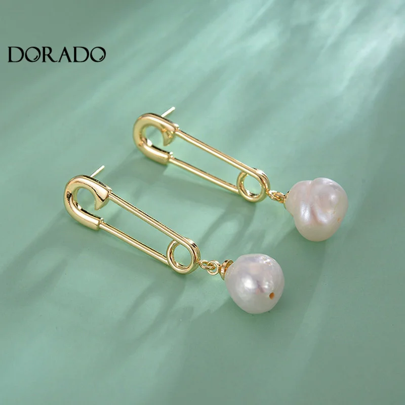 

Dorado 2021 New Design Simulated Pearl Drop Dangle Earrings For Women Punk Baroque Gold Color Metal Pin Earring Jewelry Gift