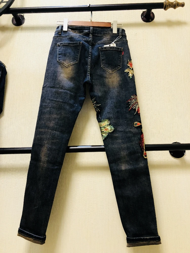 Новые осенние модные джинсовые брюки с вышивкой Феникса облегающие Женские