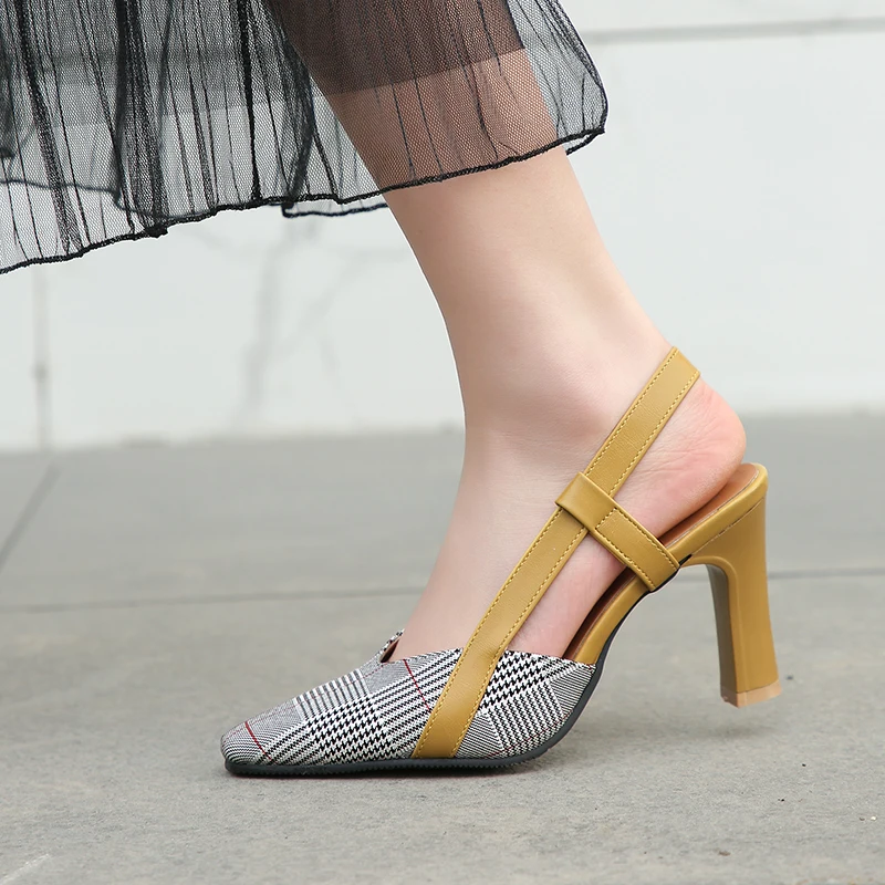 Женские босоножки на толстом каблуке Baotou черные небольшие высоком модель 41 43 в