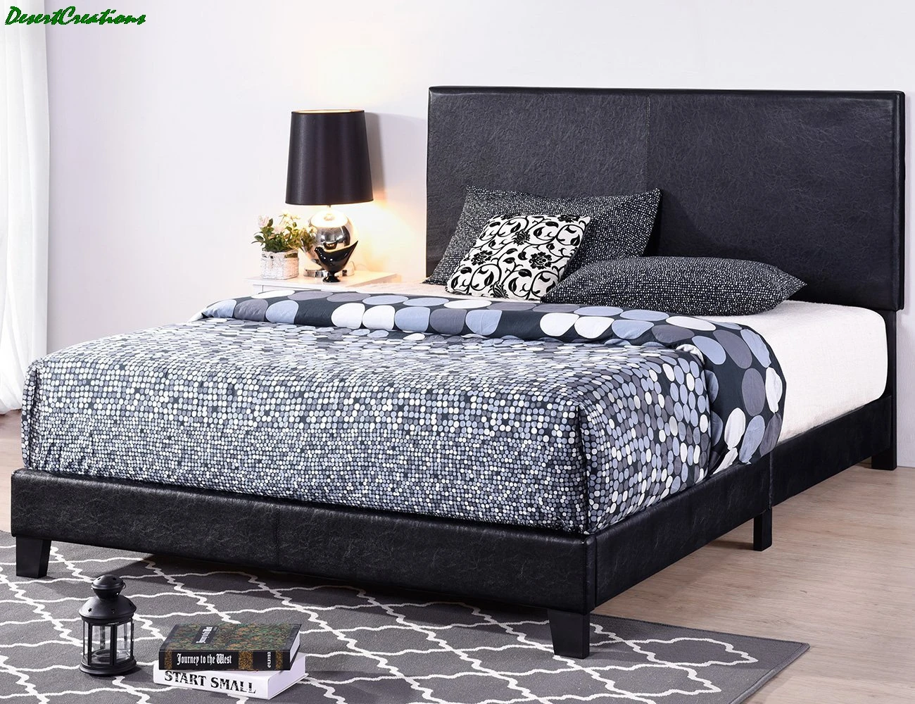 

Черная мягкая платформа из искусственной кожи с деревянными планками, полноразмерная