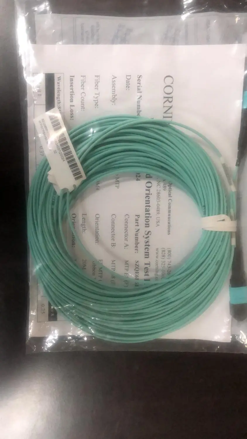 

MPO to MPO 40G 850nm female 8F LSZH EG8 MTP/MTPSX+50UM TYPE5 20M OM3 Multimode Breakout Cable