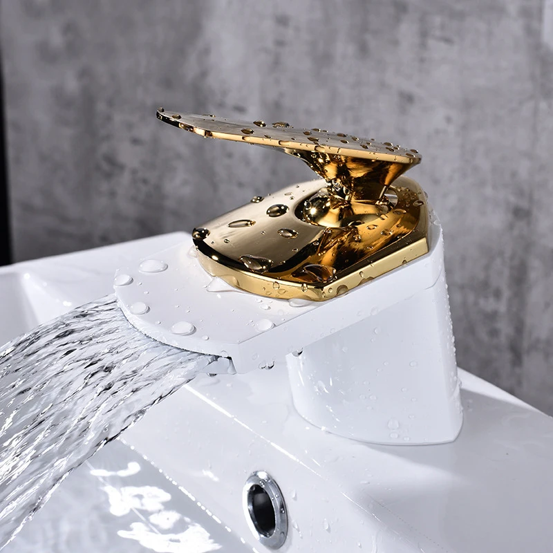 Горячая холодная раковина кран водопад смеситель для туалетного столика в