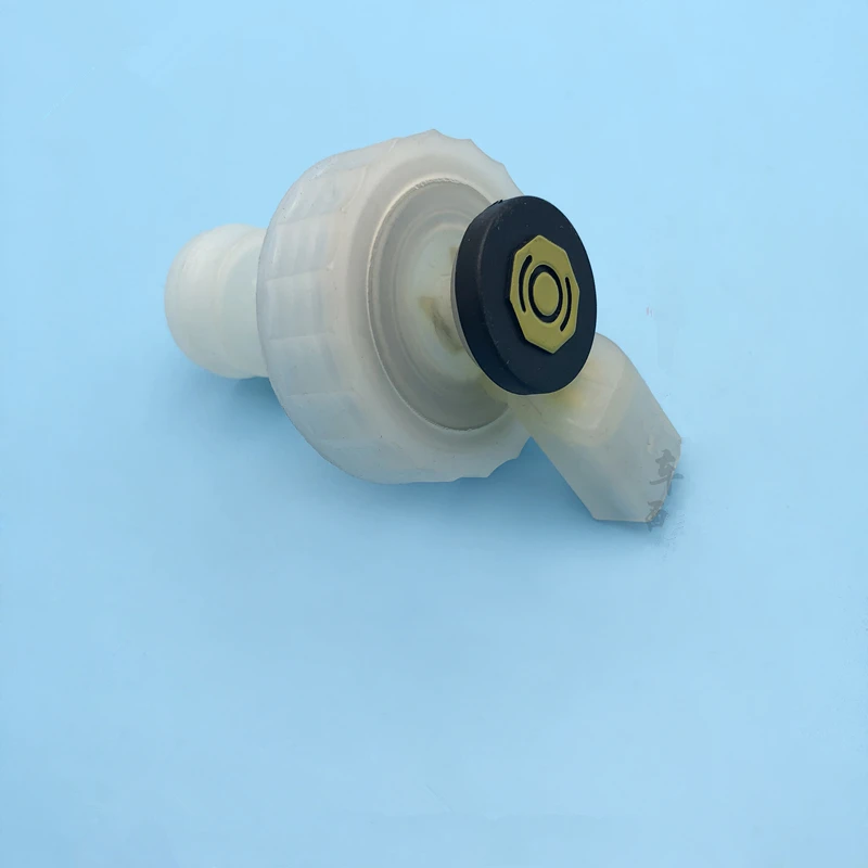 

Brake Oil Pot Sensor For Chery A3/Cielo M11 Skin