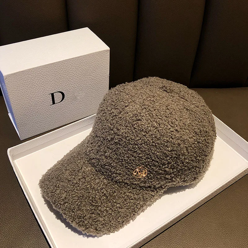 

2021 Casual Outdoor Warm Winter Cap Girl Women Adjustable Animal Pattern Faux Fur Baseball Cap Cotton Hip-Hop Hat