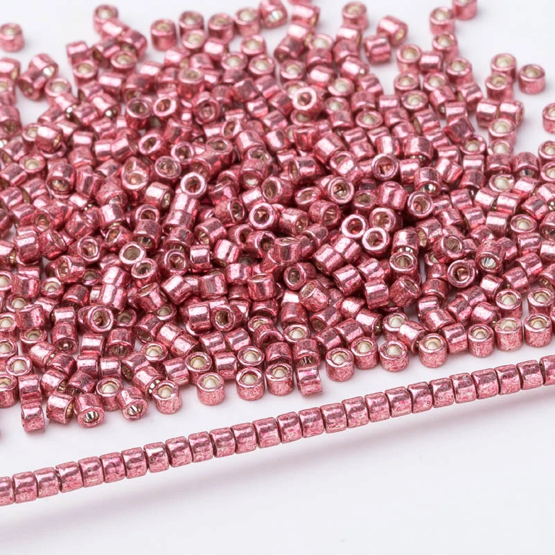 Taidian Miyuki Delica Seed Bead 11/0 для Broderie De Perles Francaises непрозрачный белый DB1-40 1,6x1,3 мм около 1000 штук - Color: miyuki-DB423