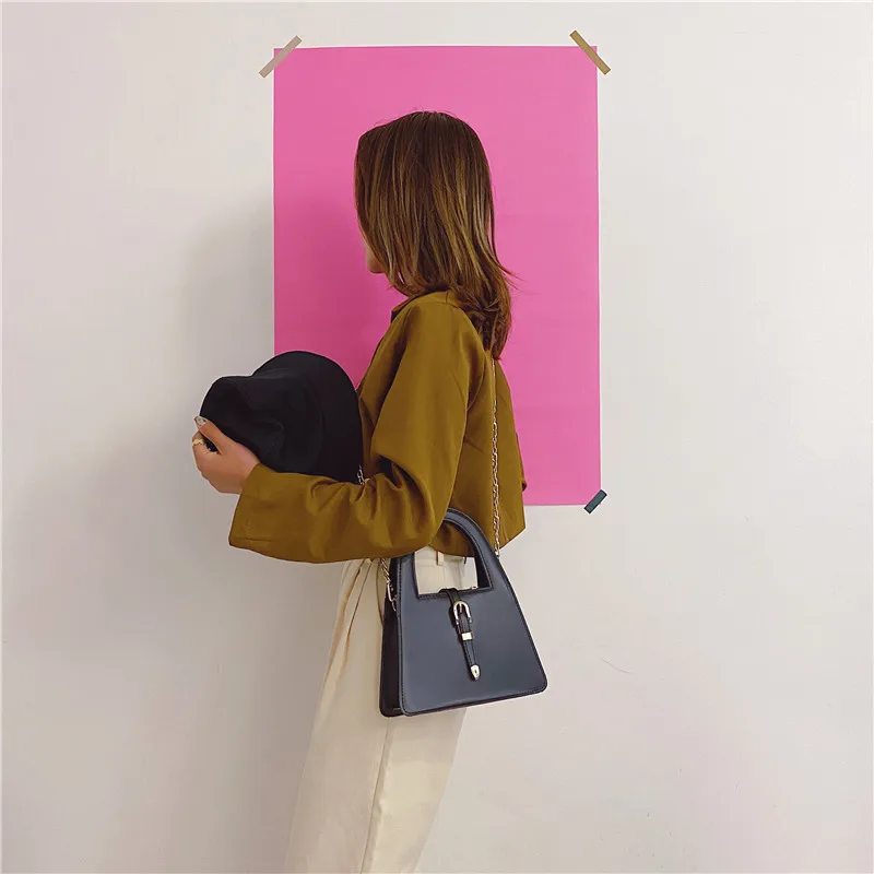 Сумка женская из искусственной кожи с пряжкой винтажная весенняя 2020 |