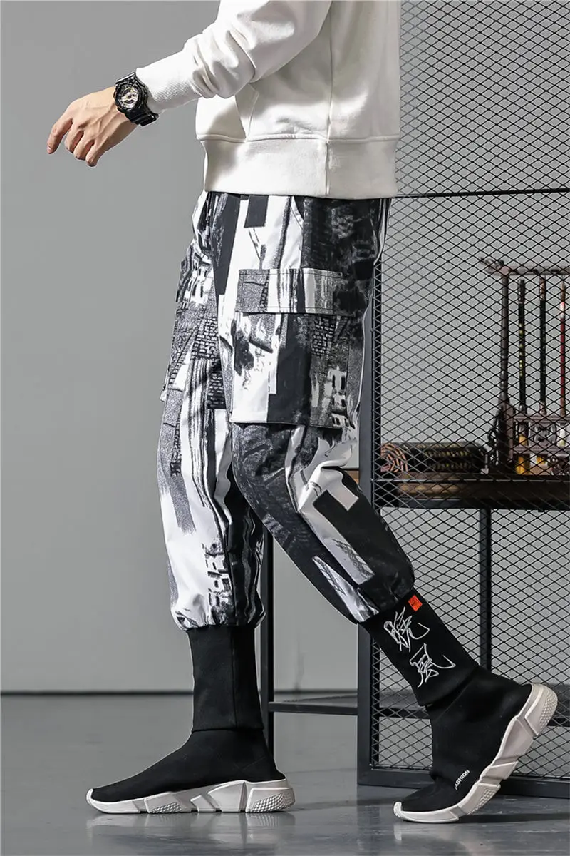 

2020 Autumn fashion men's brand loose overalls casual pants youth Chinese style dragon embroidery nine-point black sweatpants