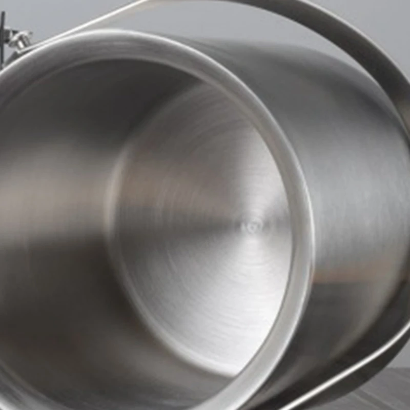 

Stainless Steel Double-Layer Insulated Ice Bucket Double-Layer Portable Ice Bucket with Lid 3L