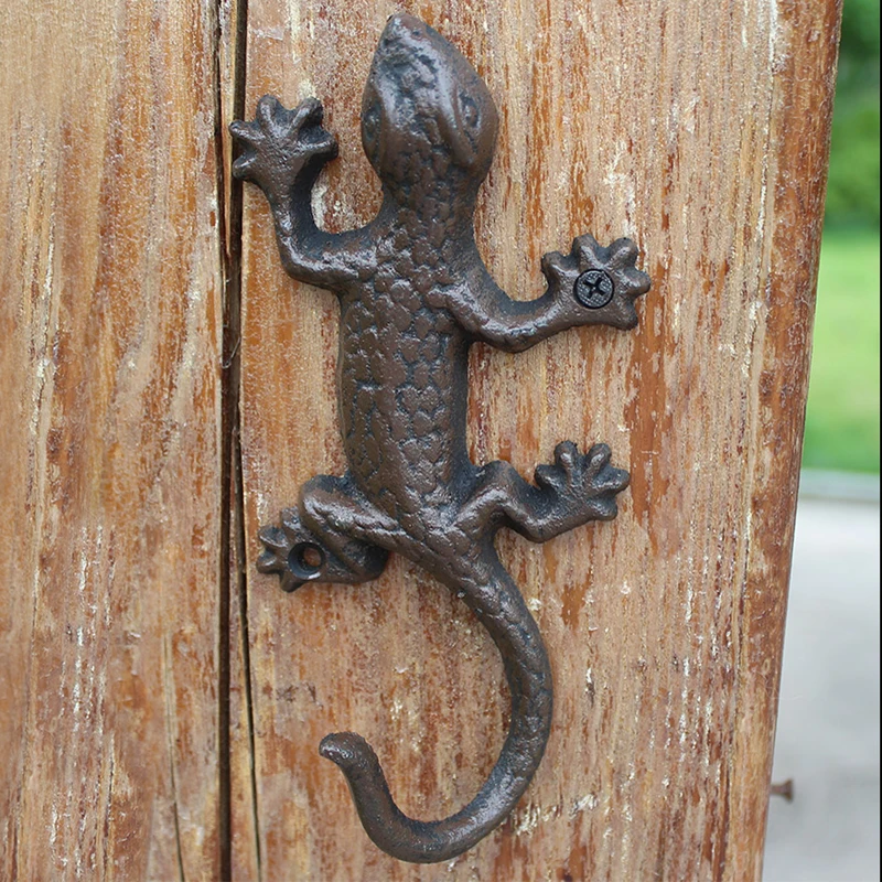 

European Vintage Rustic Iron Accents Gecko Wall Lizard Design Home Garden Decor Cast Iron Wall Hook