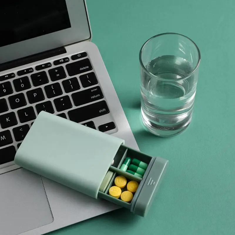 

Portable Medicine Box Compartment Sealed Medicine Box Divided Pill Box Travel Sub-packing Pill Box 1pcs