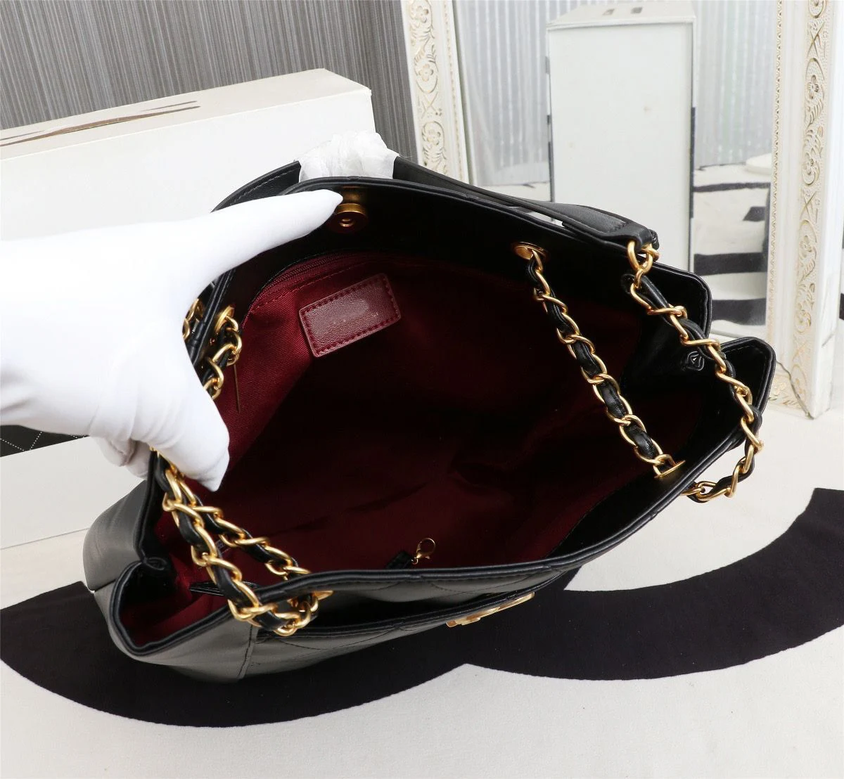 

Bags 2021 new fashion bucket bag chain bag leather large-capacity one-shoulder tote bag big bag winter wild goddess bag