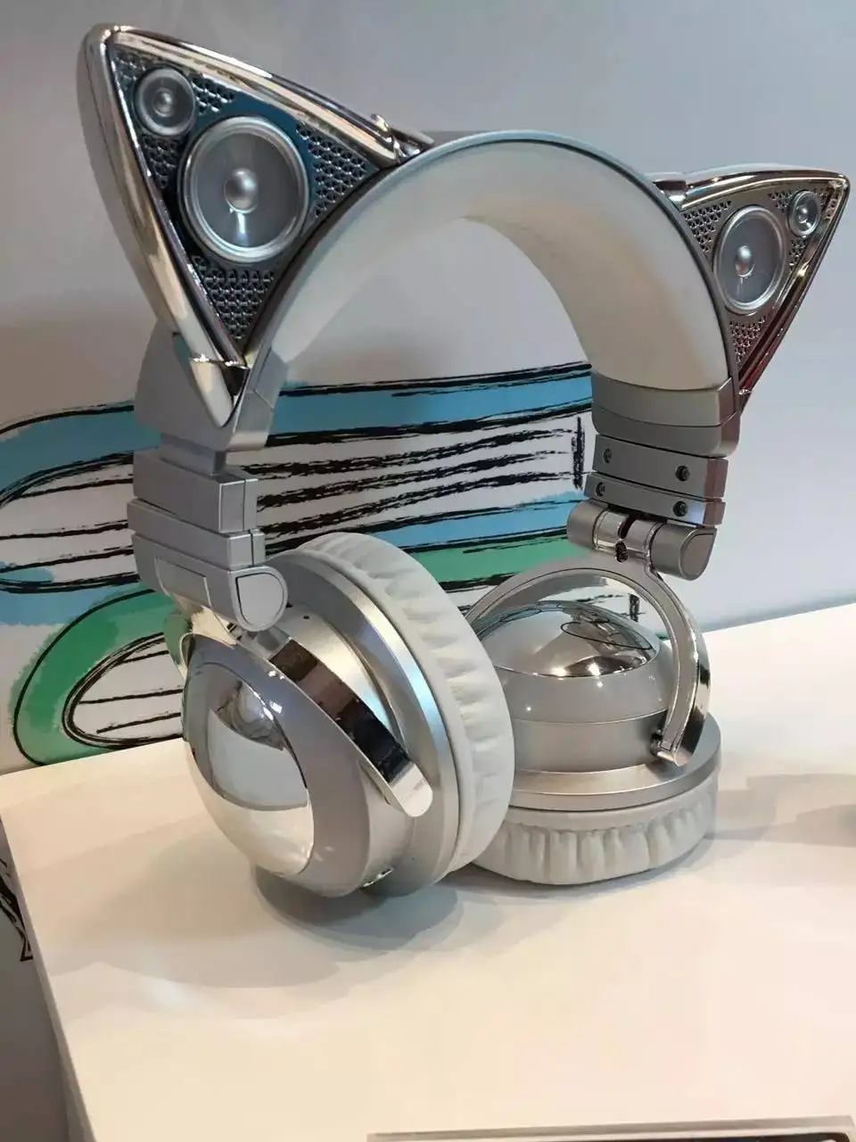 Полный новый BROOKSTONE с украшением в 