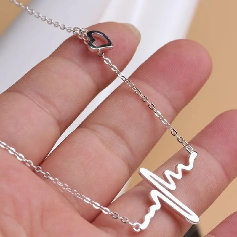 

South Korea Love Heart Shaped Titanium Necklace Imitation Ecg Heart Pendant Chain Winnings Jewelry Wholesale Female Clavicle
