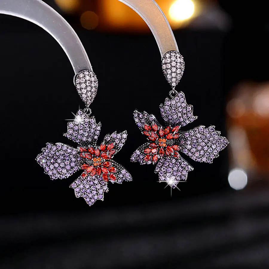 

1 пара, Полностью украшенные кленовыми шармами, роскошные висячие серьги, сексуальный свисающий женский подарок, модные ювелирные украшени...