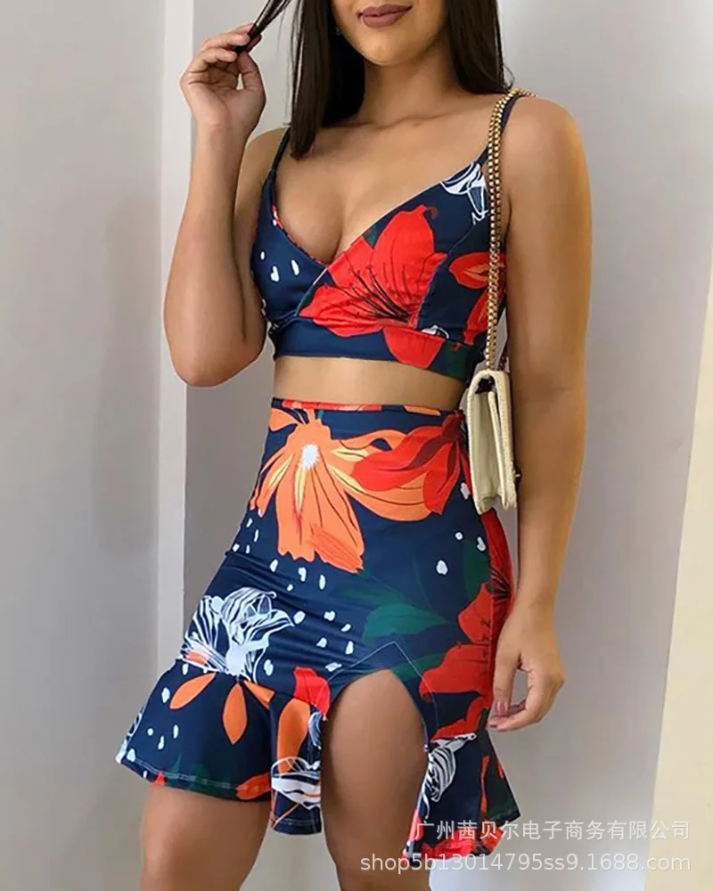 

Ladies Print Short Skirt Set, New Fashion Ladies Holiday Dress, Ladies Floral Print Sling Top Short Skirt Set