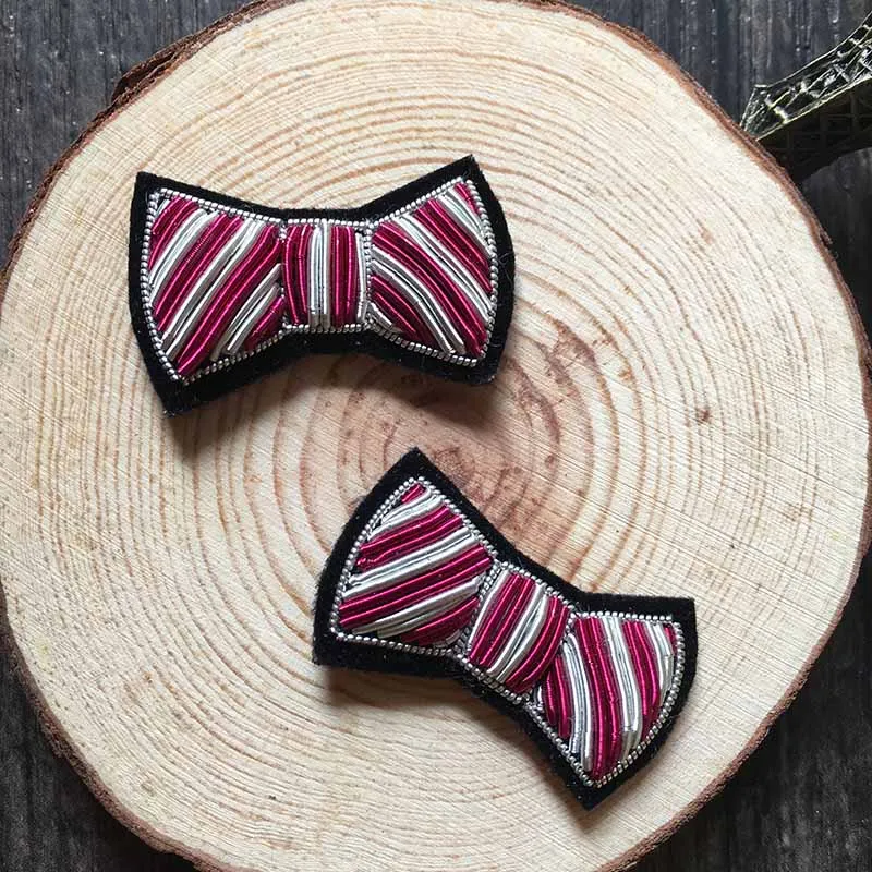 

1 Pic 3.2*2.2cm DIY Cloth Stickers Handcraft Embroidery Indian Silk Bow Pattern Indian Silk Brooch Brooches for Women Pins