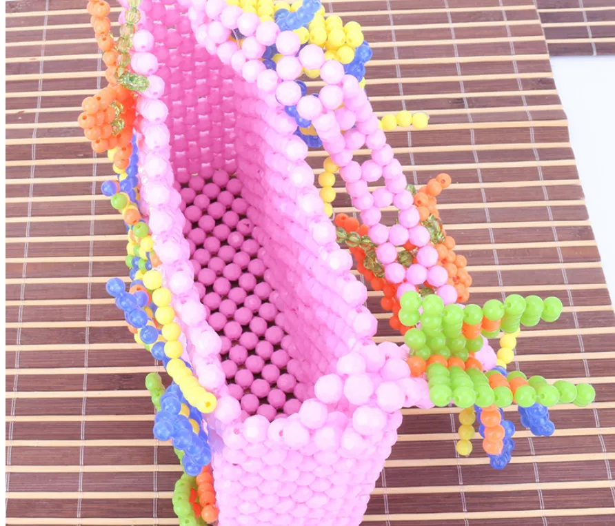 

Popular Bead Bag Rainbow Hand-woven Pearl Celebrity Handbag Unique Design Colourful Ladies Party Bag Totes Acrylic Evening Party
