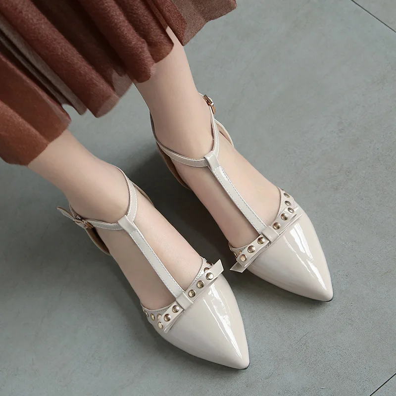 

Sandals women's button flat shoes rivet Roman shoes large women's shoes 32-46