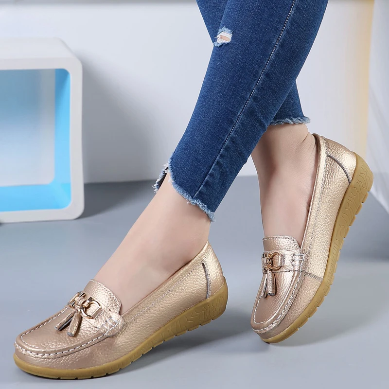 

New Genuine Leather Shoes Woman Slip On Women's Flats Moccasins Female Loafers Spring Autumn Soft Mother Shoe Plus Size 34-44