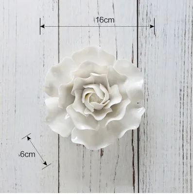 

Керамическая белая цветочная наклейка для стены