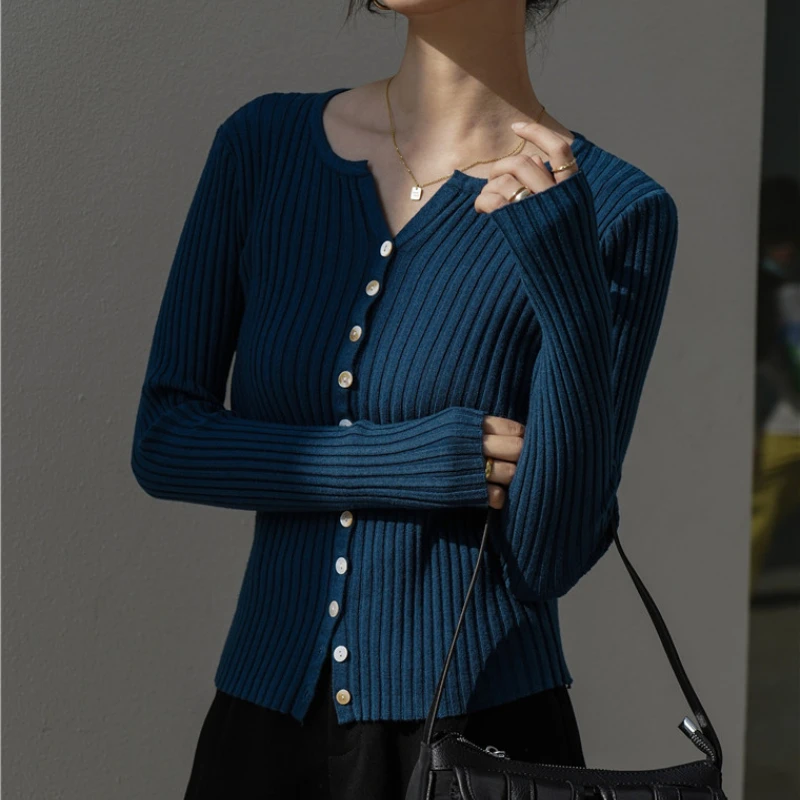 

Sweater Women Oversized 2021 Autumn Winter Button Cardigan V-neck single-breasted Short Knitted Sweater Coat Korean Fashion 855J