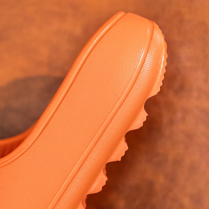 2021New Thicker EVA Couples Slides Thick Sole Soft Indoor Slippers Men Women Anti-slip Sandals Summer Bathroom Bath PlatformShoe