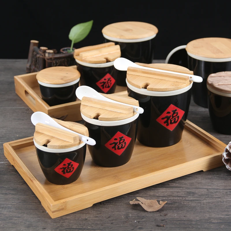 

Ceramic Small Bottle Mini Sauce Jar Fu Character Pot Table Decoration Farmhouse Tableware Kitchen Seasoning Jar Spoon with Lid