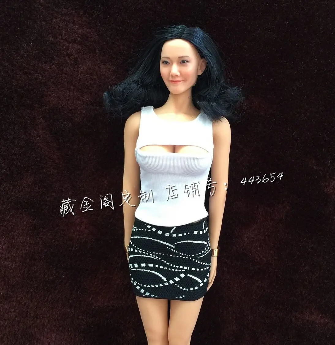 

1/6 White Shirt+Black Skirt Model for 12" PH UD JO Female Action Figure Doll